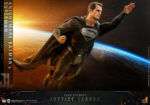 Hot Toys Zack Snyder's Justice League - Knightmare Batman and Superman - Imagen 7