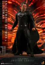 Hot Toys Zack Snyder's Justice League - Knightmare Batman and Superman - Imagen 8