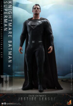 Hot Toys Zack Snyder's Justice League - Knightmare Batman and Superman - Imagen 17