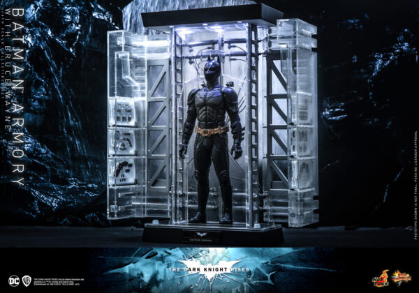 609282814569068 Hot Toys The Dark Knight Rises - Batman Armory with Bruce Wayne - Imagen 4