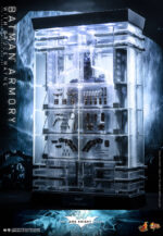 Hot Toys The Dark Knight Rises - Batman Armory with Bruce Wayne - Imagen 5