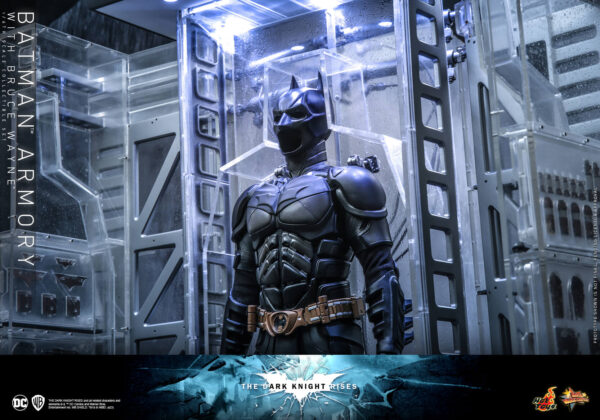 609283184569031 Hot Toys The Dark Knight Rises - Batman Armory with Bruce Wayne - Imagen 13