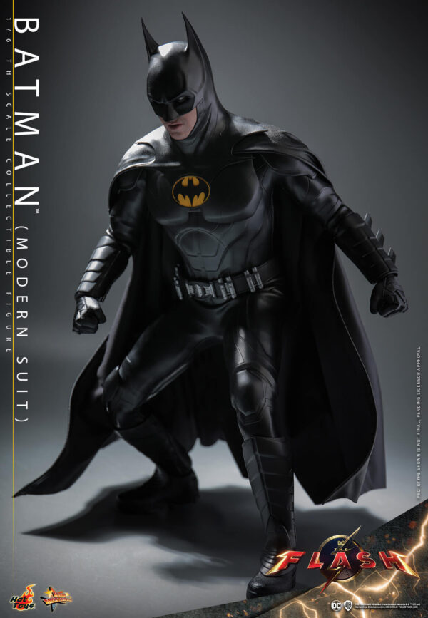 632741678889848 Hot Toys The Flash - Batman Modern Suit - Imagen 6