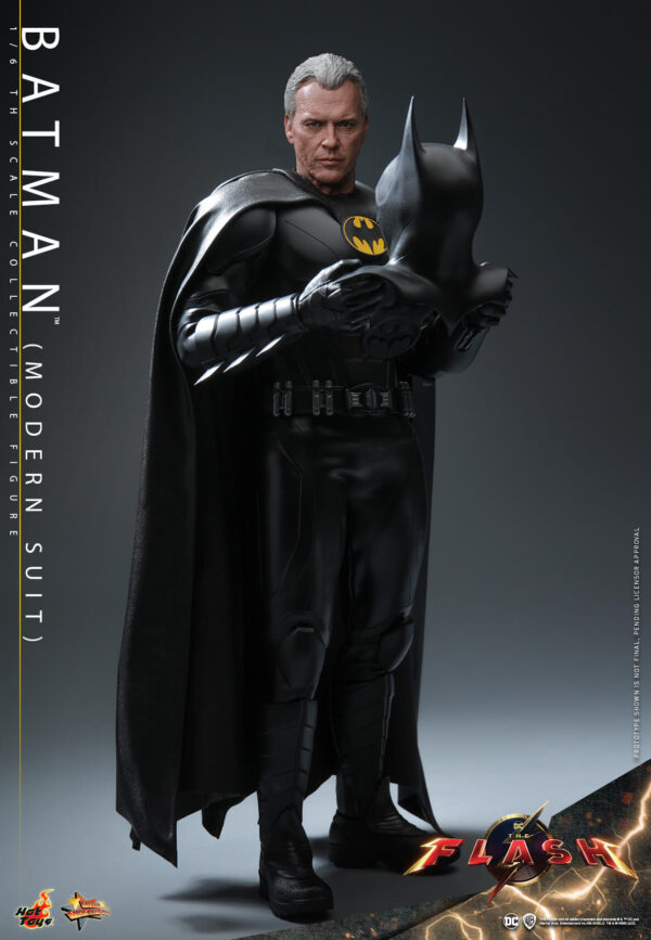 632742018889814 Hot Toys The Flash - Batman Modern Suit - Imagen 15