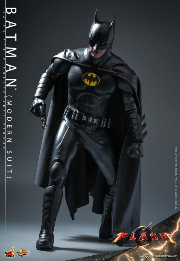 632742158889800 Hot Toys The Flash - Batman Modern Suit - Imagen 17