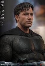 Hot Toys Batman v Superman Dawn of Justice - Batman (2.0) - Imagen 9