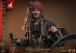 Hot Toys Pirates of the Caribbean Dead Men Tell No Tales - Jack Sparrow Artisan Edition - Imagen 6