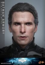 Hot Toys The Dark Knight Rises - Batman Armory with Bruce Wayne - Imagen 21