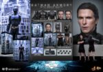 Hot Toys The Dark Knight Rises - Batman Armory with Bruce Wayne