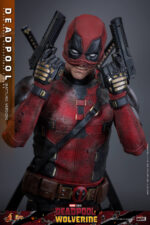 Hot Toys Deadpool and Wolverine - Deadpool Battling Version - Imagen 18