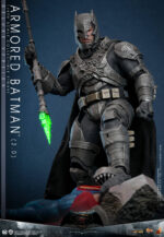 Hot Toys Batman v Superman Dawn of Justice - Armored Batman (2.0) Deluxe Edition - Imagen 4