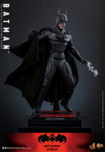 Hot Toys Batman and Robin - Batman - Imagen 10