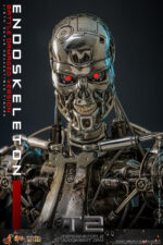 Hot Toys Terminator 2 Judgment Day - Endoskeleton (Battle Damaged Version) - Imagen 21