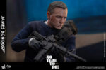 Hot Toys No Time To Die - James Bond (Commando Outfit) - Imagen 9
