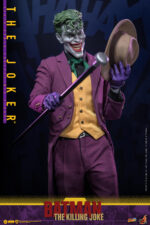 Hot Toys The Killing Joke - The Joker - Imagen 10