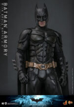 Hot Toys The Dark Knight - Batman Armory with Bruce Wayne (2.0) - Imagen 15
