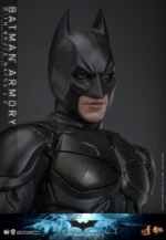 Hot Toys The Dark Knight - Batman Armory with Bruce Wayne (2.0) - Imagen 16