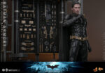 Hot Toys The Dark Knight - Batman Armory with Bruce Wayne (2.0) - Imagen 18