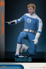Hot Toys The Fantastic Four First Steps - Human Torch - Imagen 14